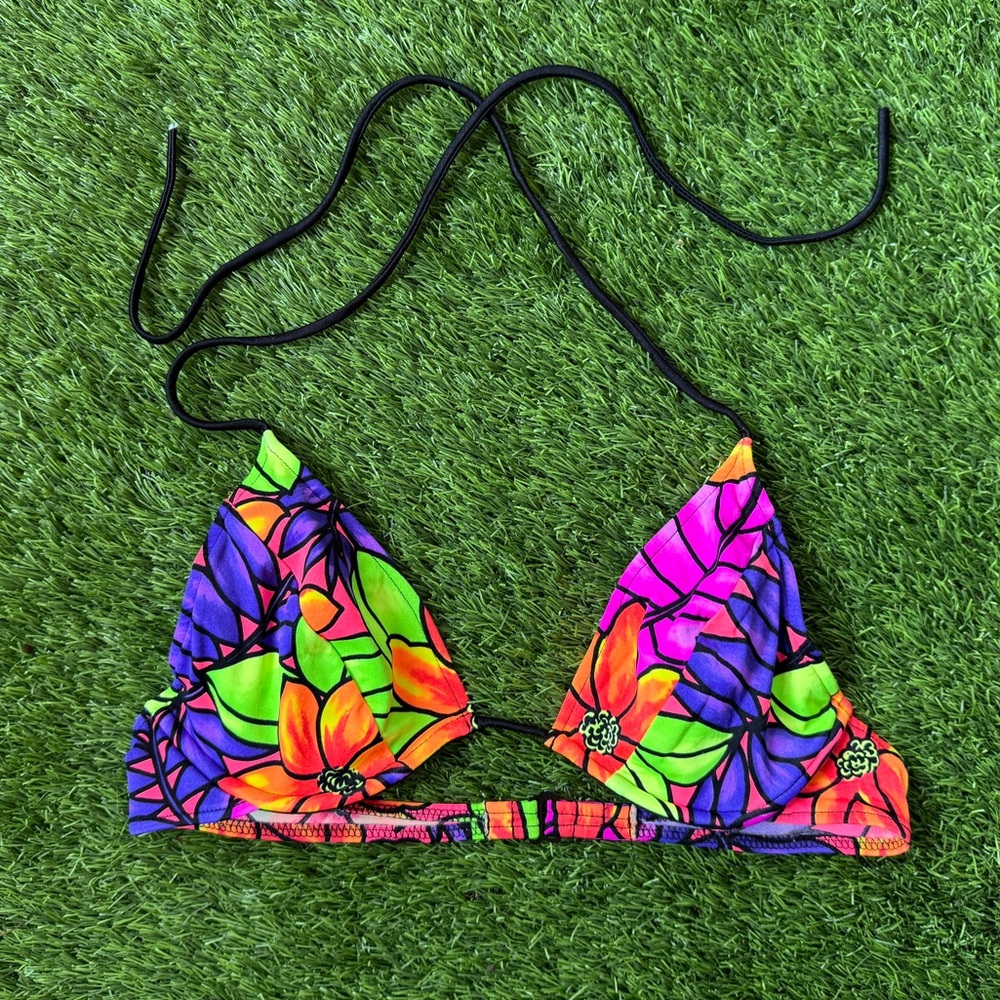 Vintage Venus floral bikini top